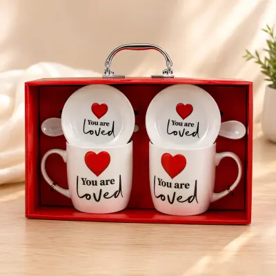 Set cadou 2 căni cu farfurii și linguri – „you are loved�